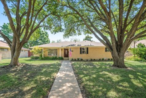 2514 Grasmere Street Garland TX 75040