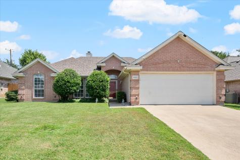 1610 Stratford Drive Mansfield TX 76063