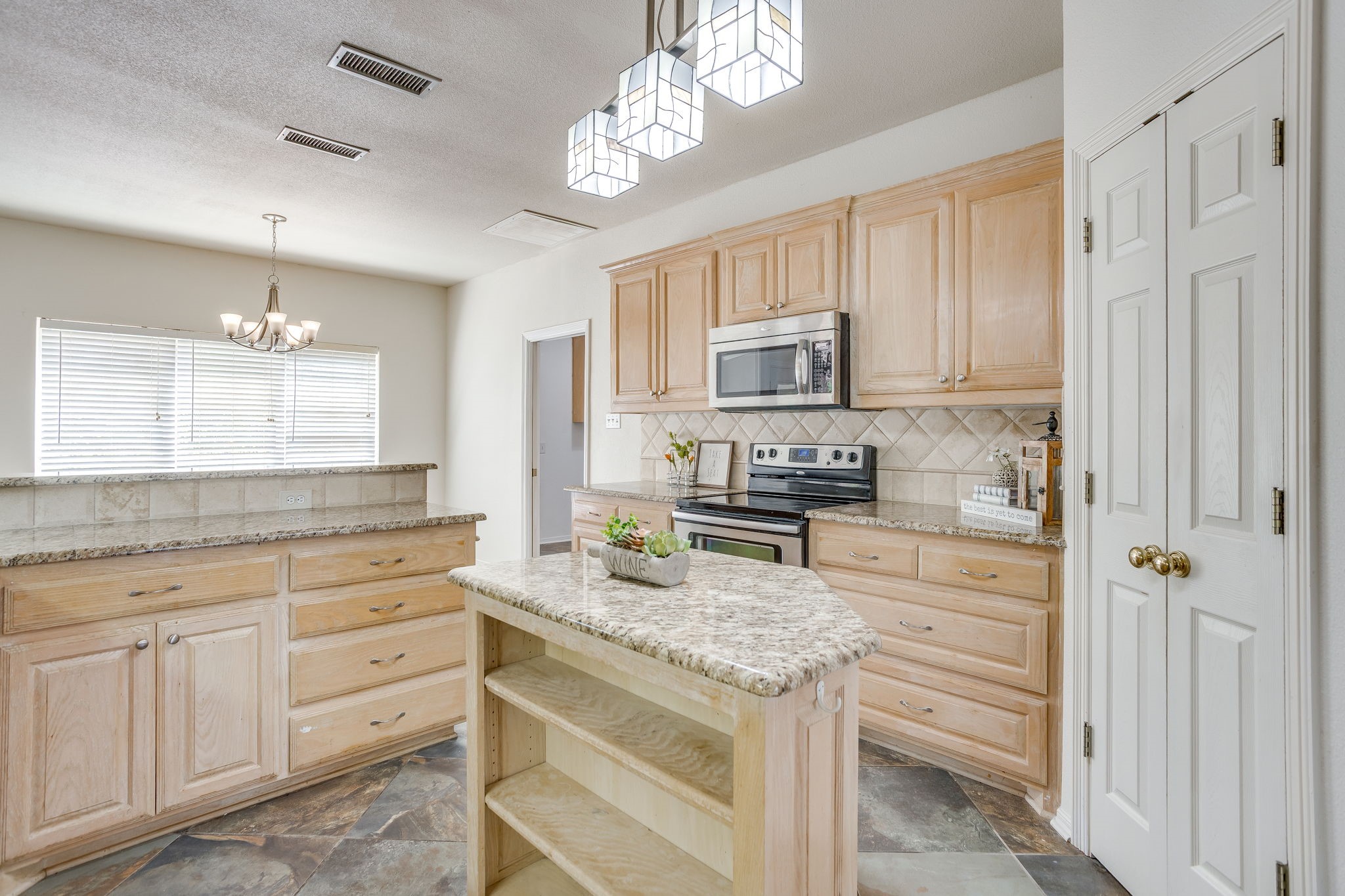 3141 County Road 919 Burleson TX 76028