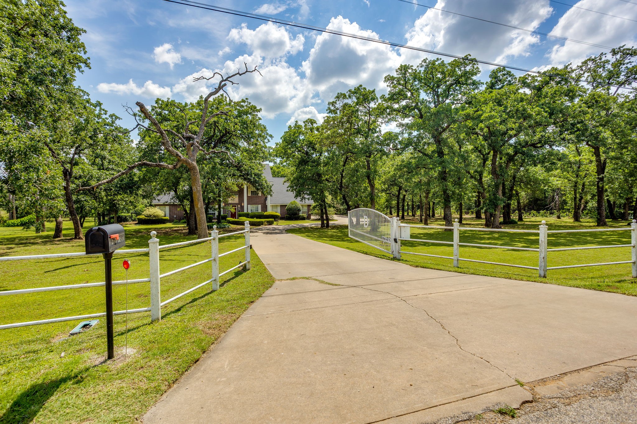 3141 County Road 919 Burleson TX 76028