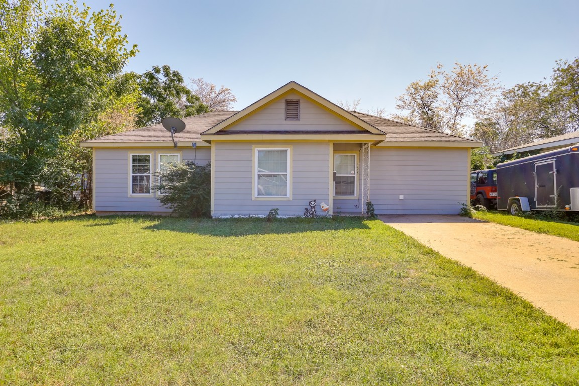 308 E Spurgeon Street Fort Worth TX 76115