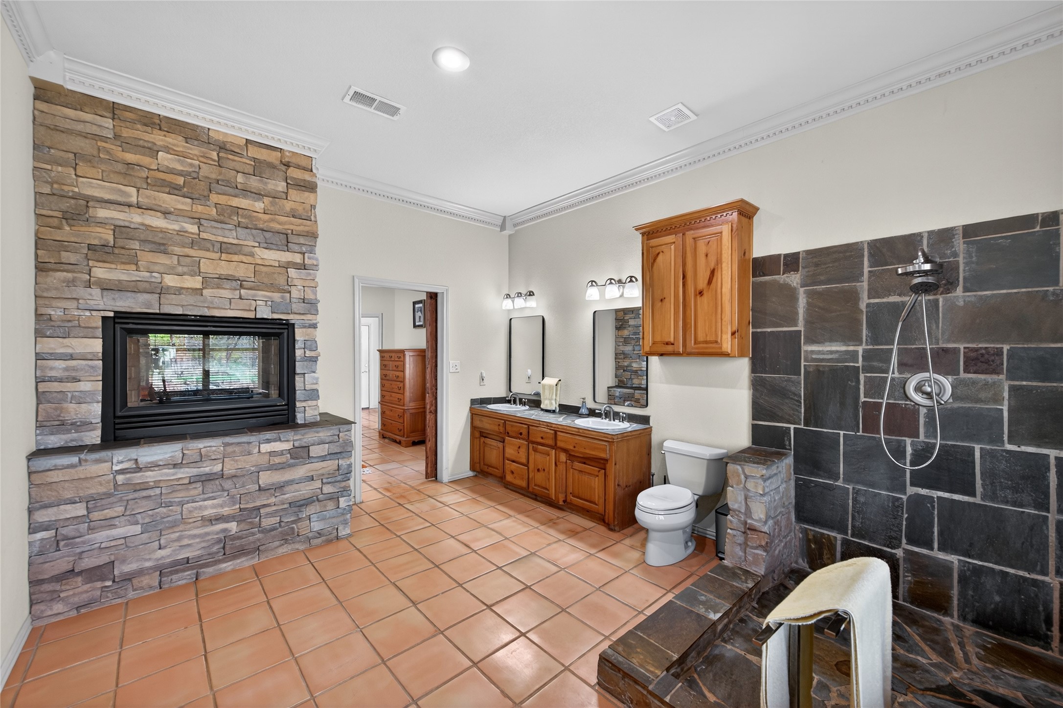 411 Valley Road Weatherford TX 76087