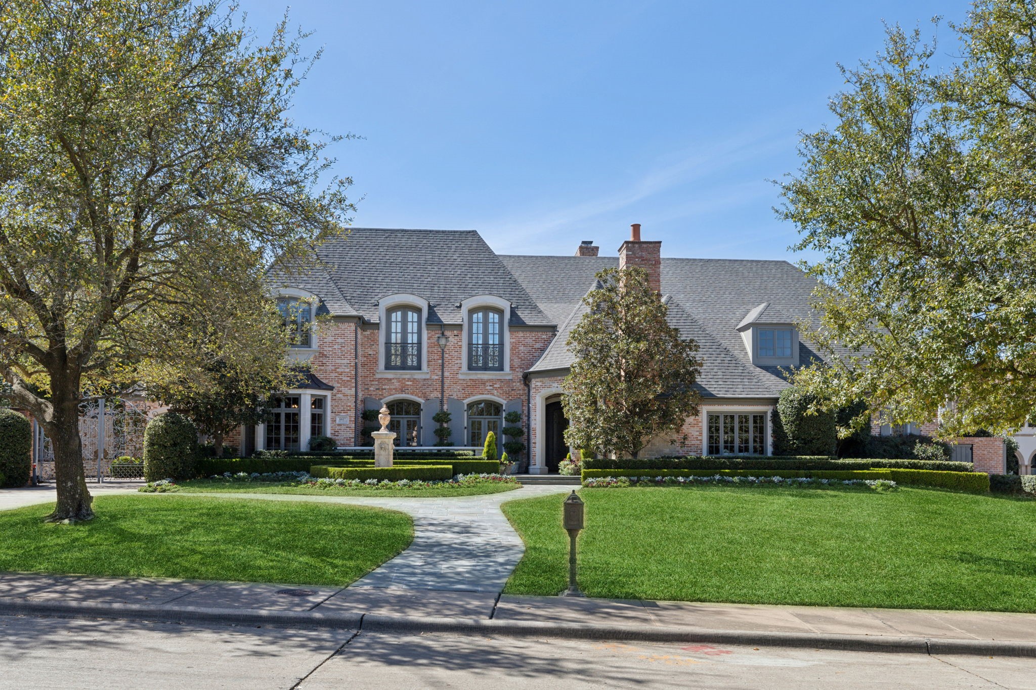 6617 Forest Creek Drive Dallas TX 75230