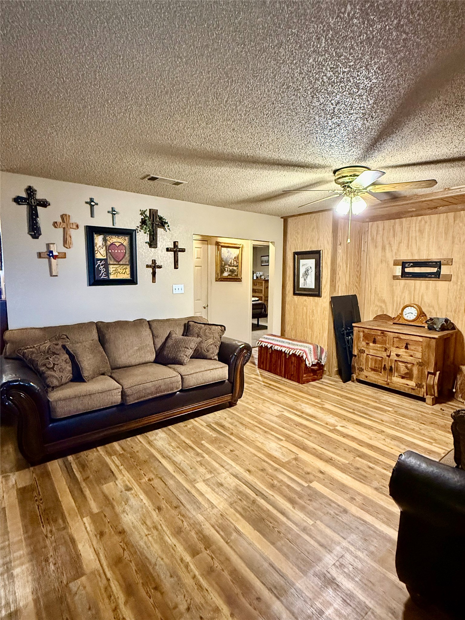 555 S Allen Street Boyd TX 76023