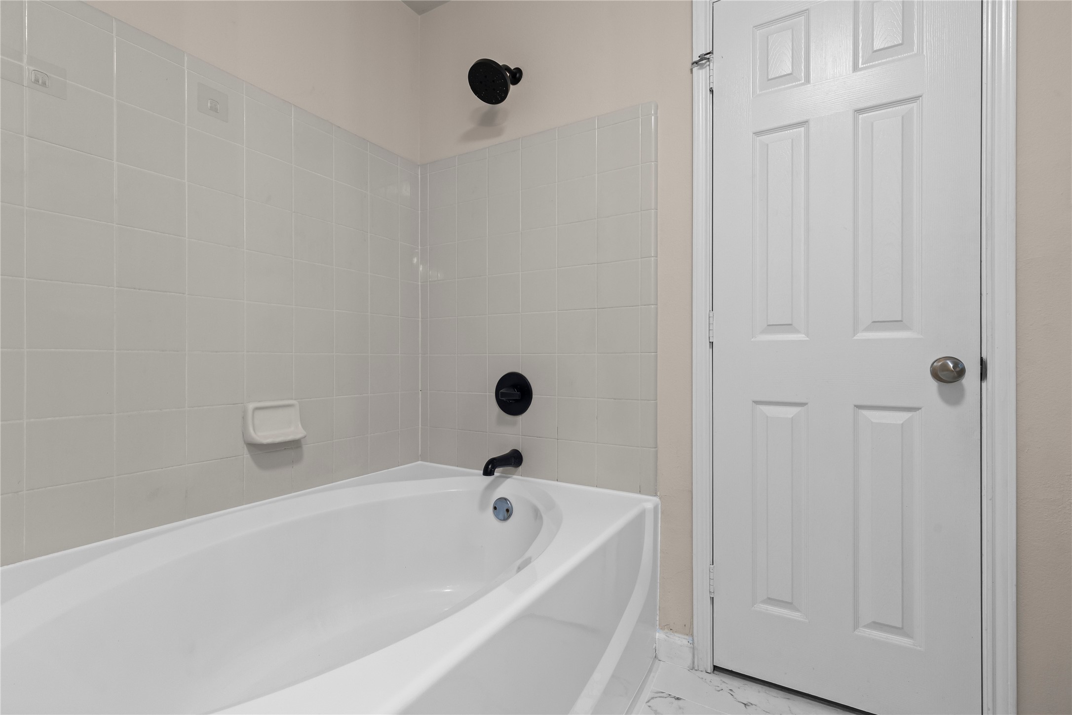 3028 Casa Bella Drive Arlington TX 76010