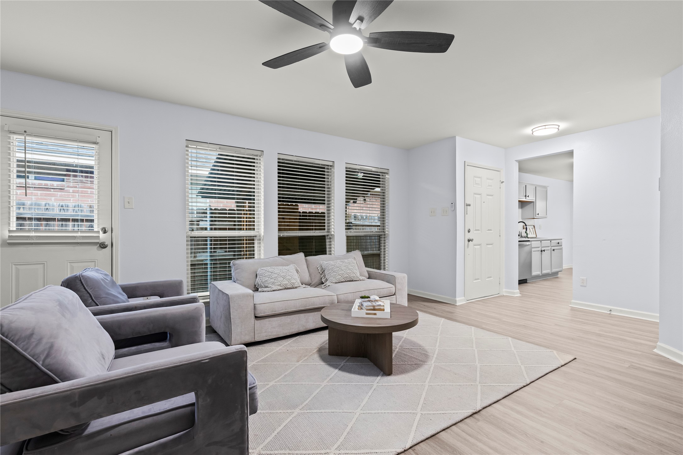 3028 Casa Bella Drive Arlington TX 76010