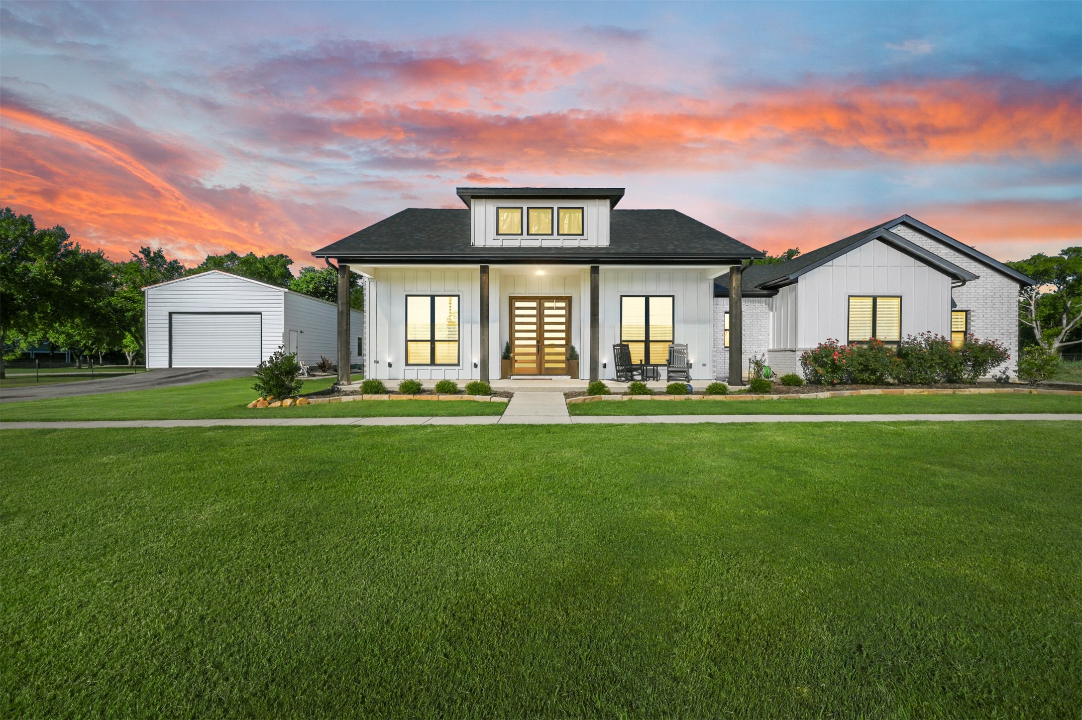 2828 Howell Drive Venus TX 76084