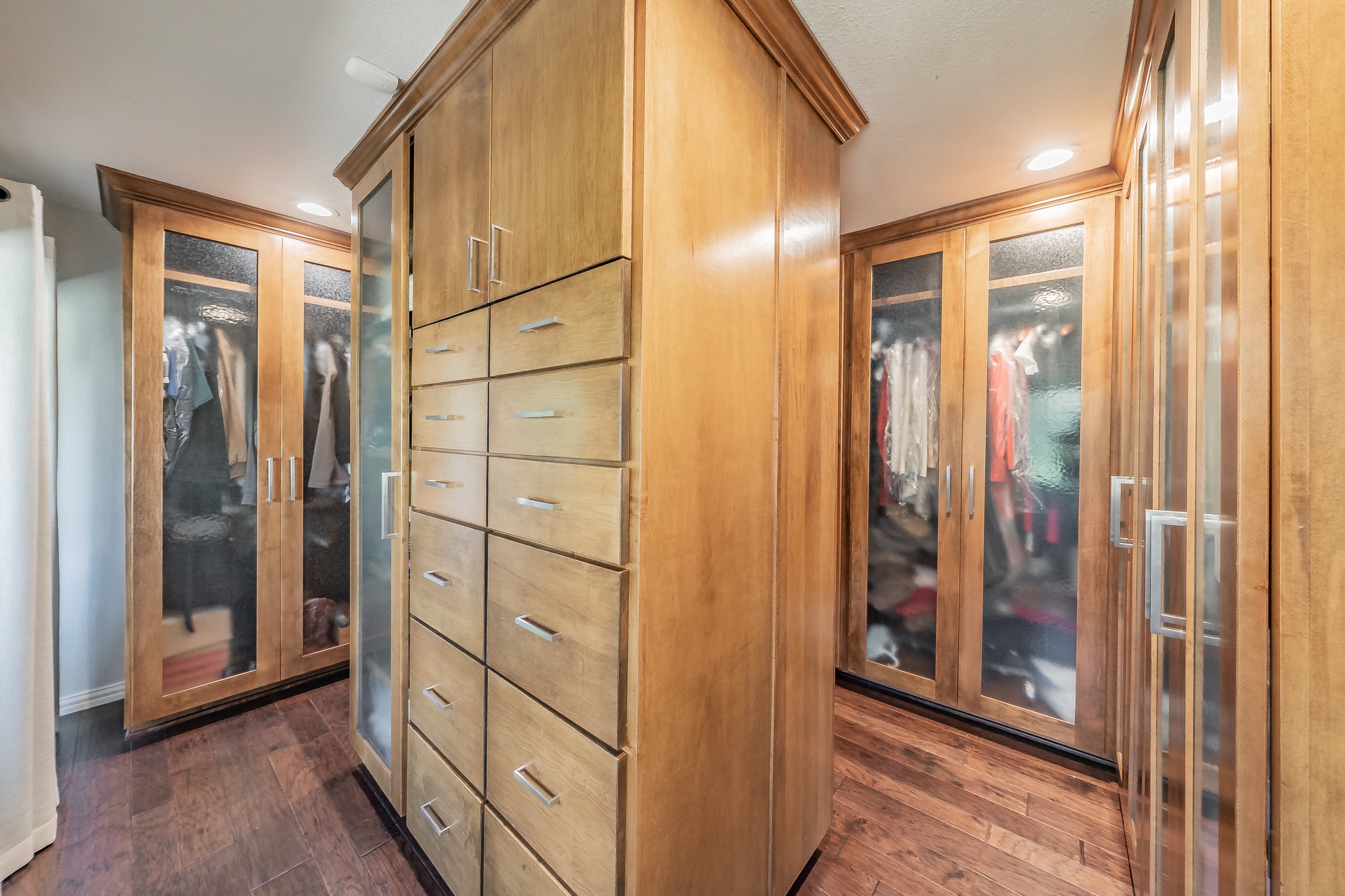 4829 Overton Woods Drive Fort Worth TX 76109