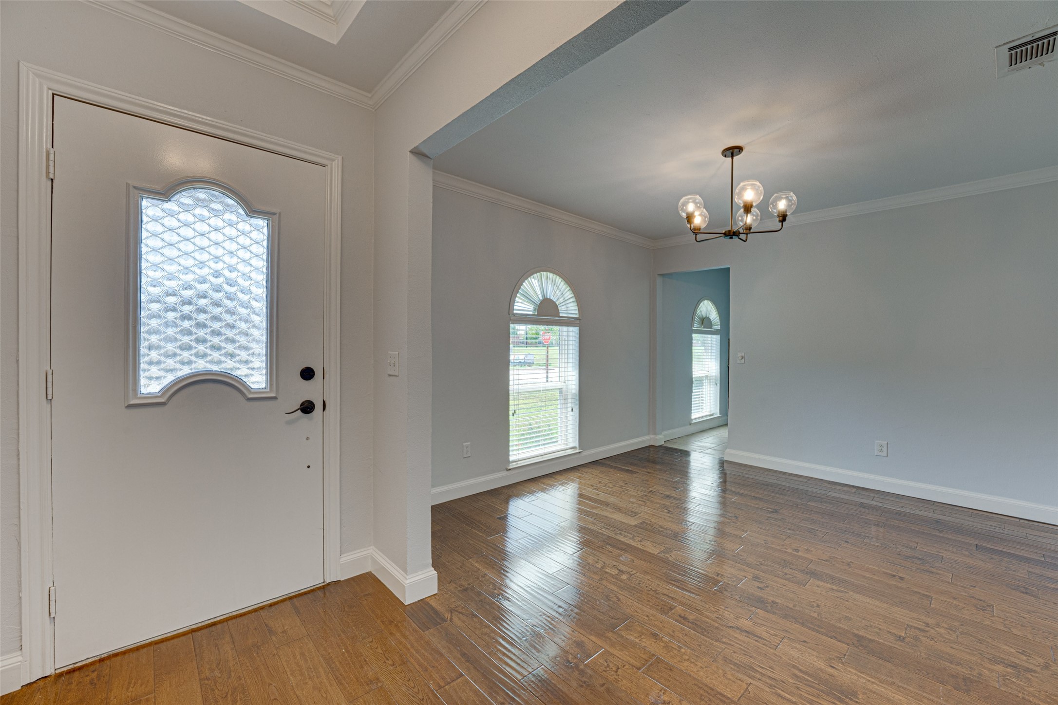 1301 Iroquois Drive Garland TX 75043