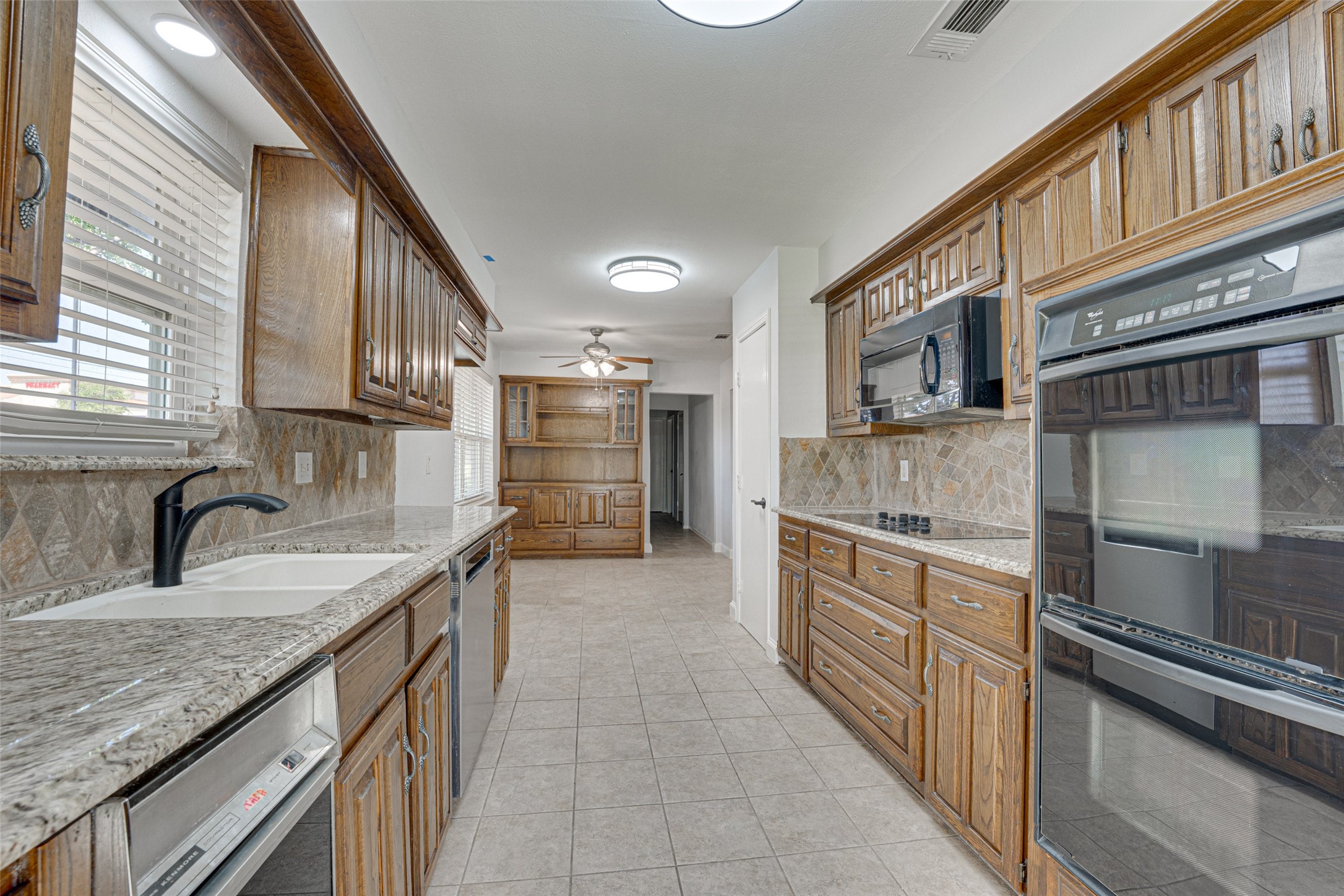 1301 Iroquois Drive Garland TX 75043