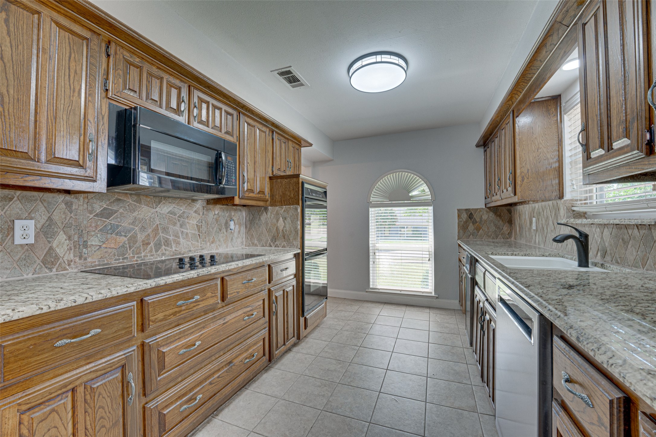 1301 Iroquois Drive Garland TX 75043