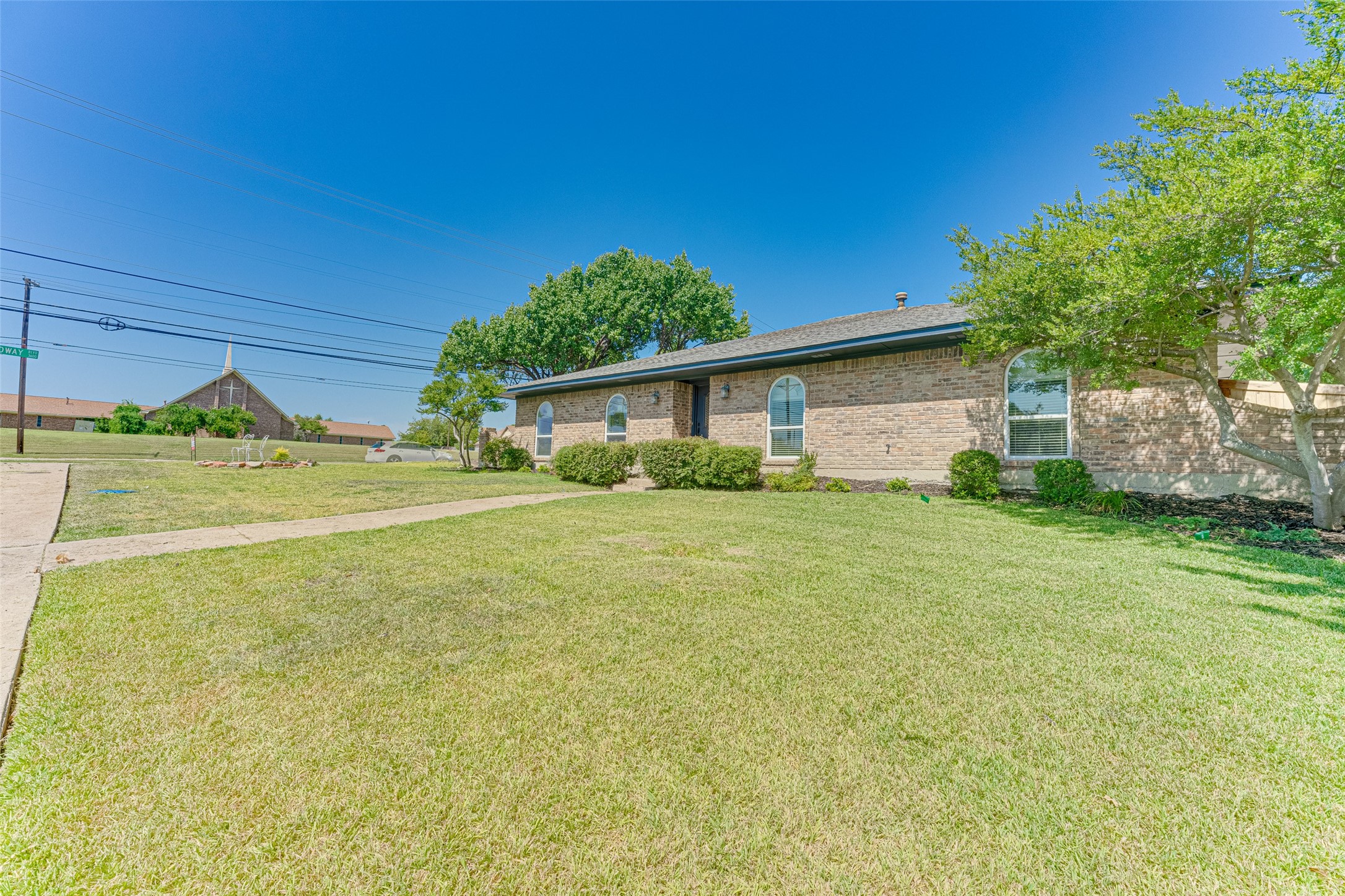 1301 Iroquois Drive Garland TX 75043