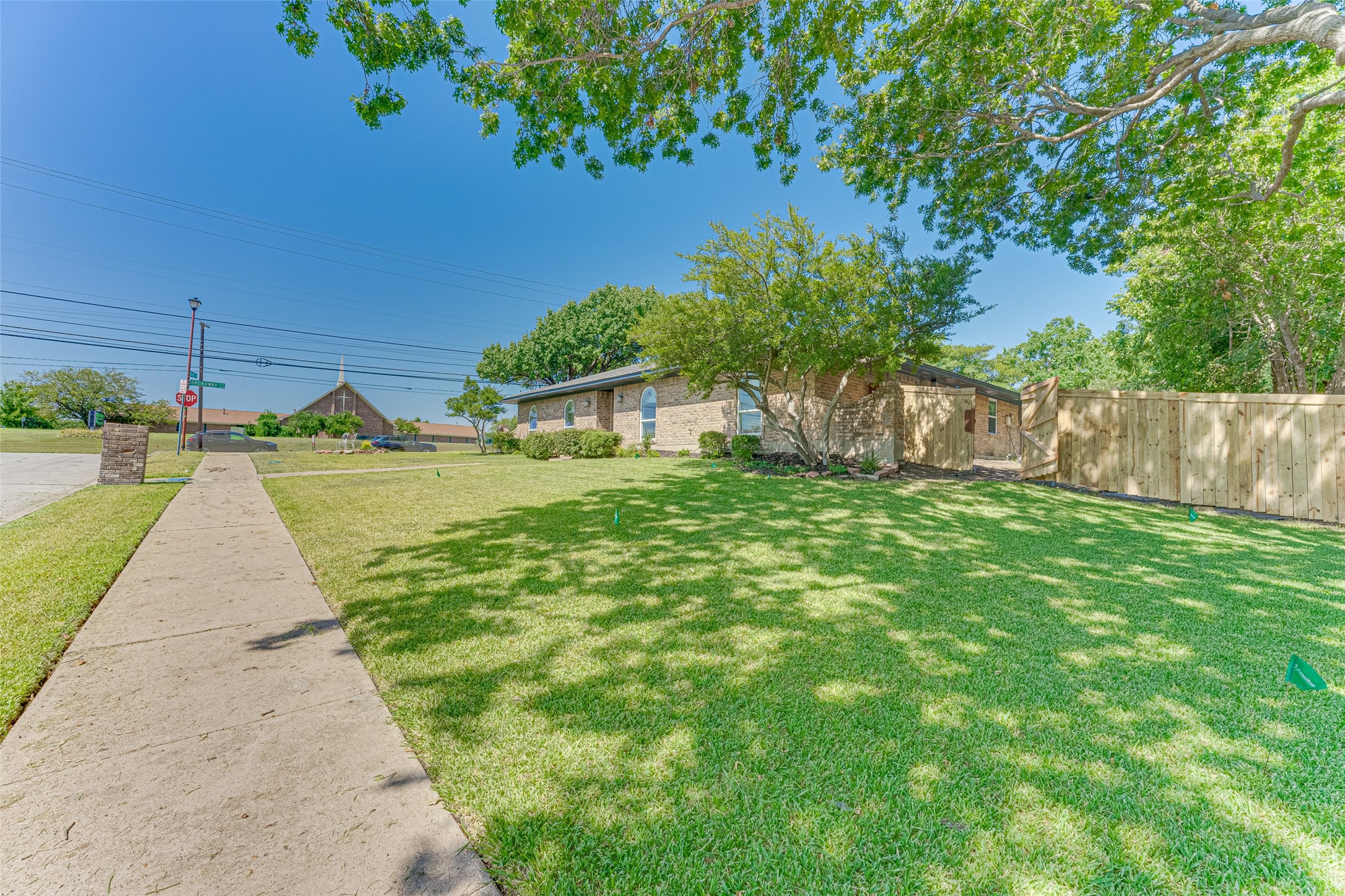 1301 Iroquois Drive Garland TX 75043
