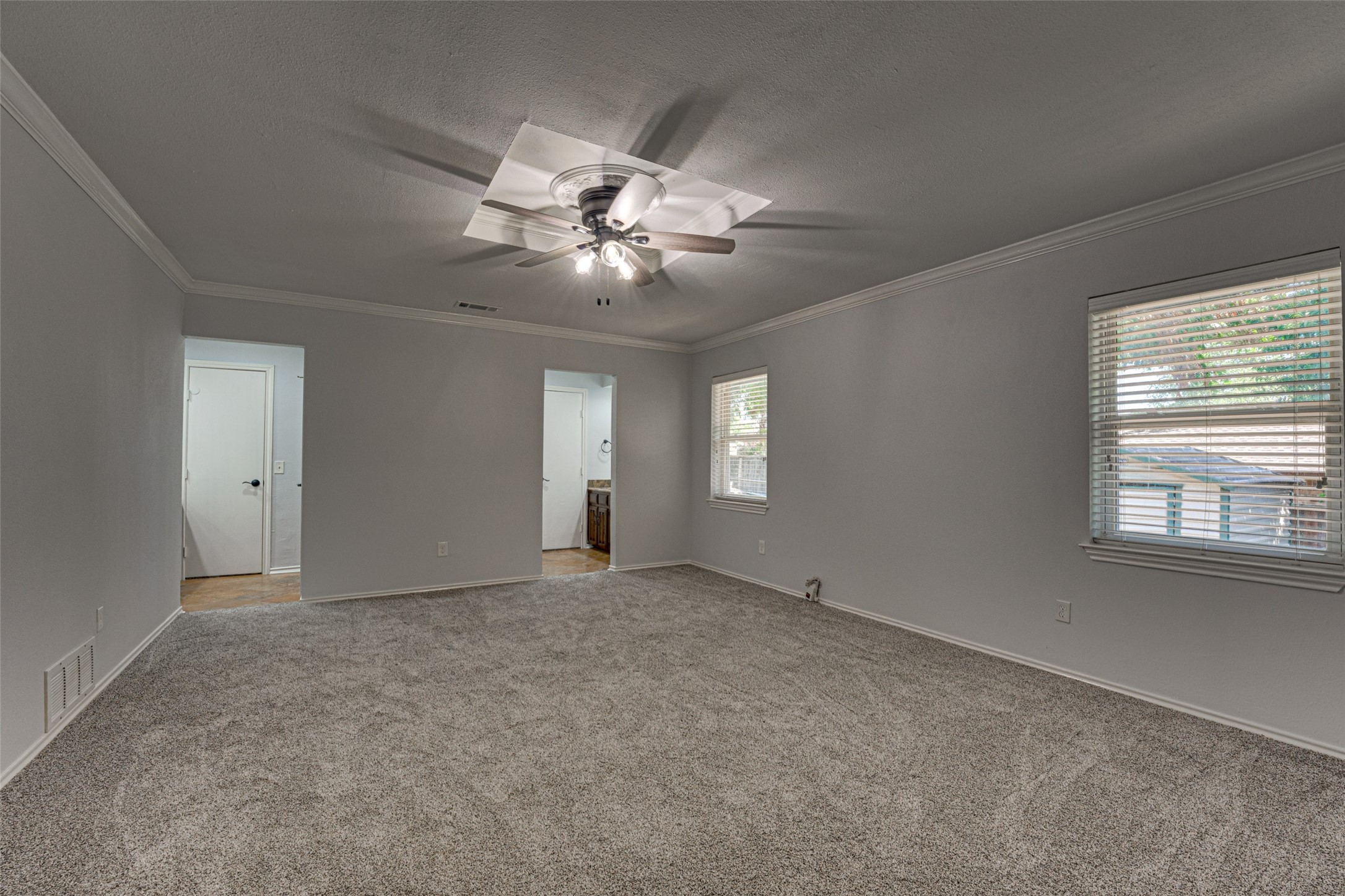 1301 Iroquois Drive Garland TX 75043