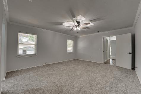 1301 Iroquois Drive Garland TX 75043