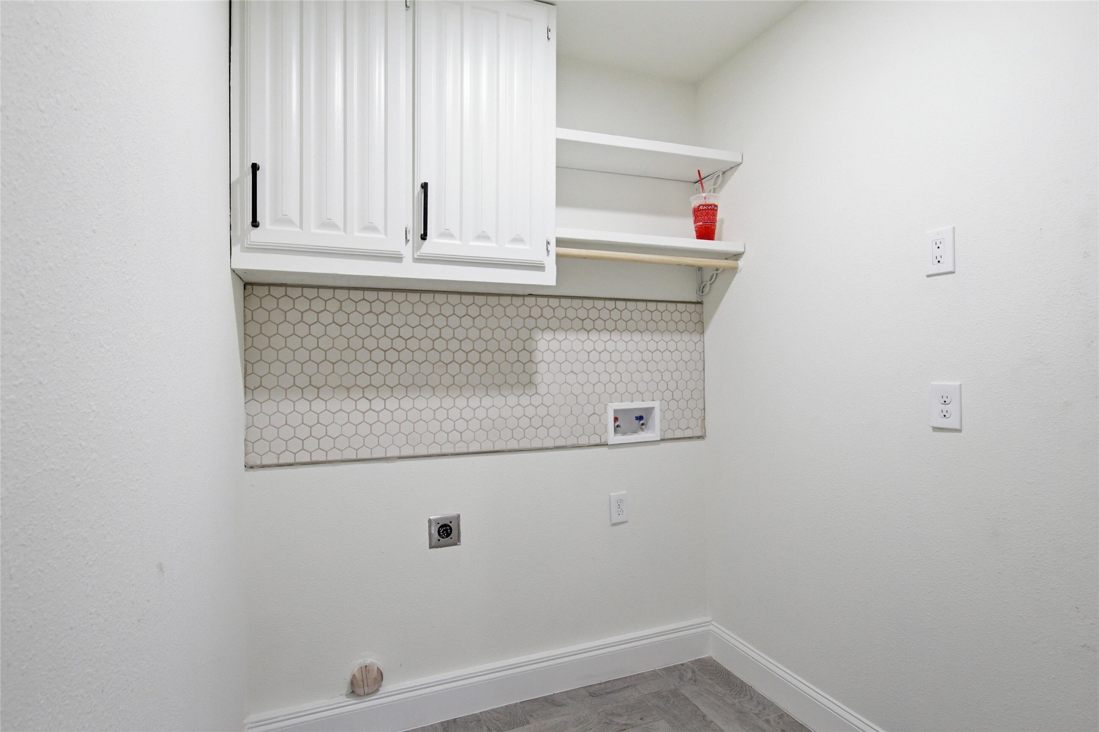 5644 Santa Fe Trail Haltom City TX 76148