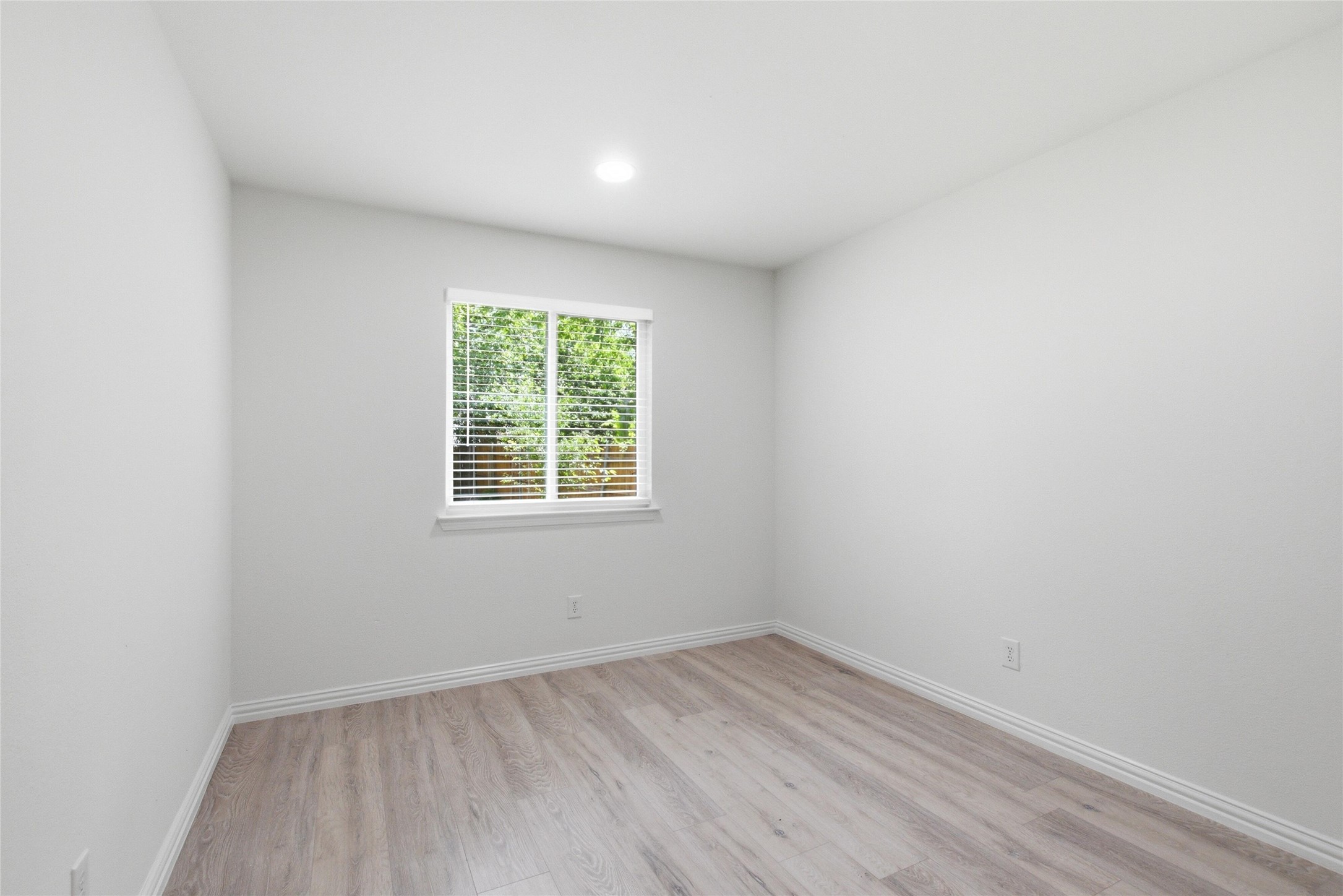 5644 Santa Fe Trail Haltom City TX 76148