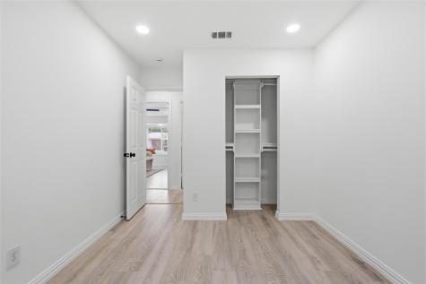 5644 Santa Fe Trail Haltom City TX 76148
