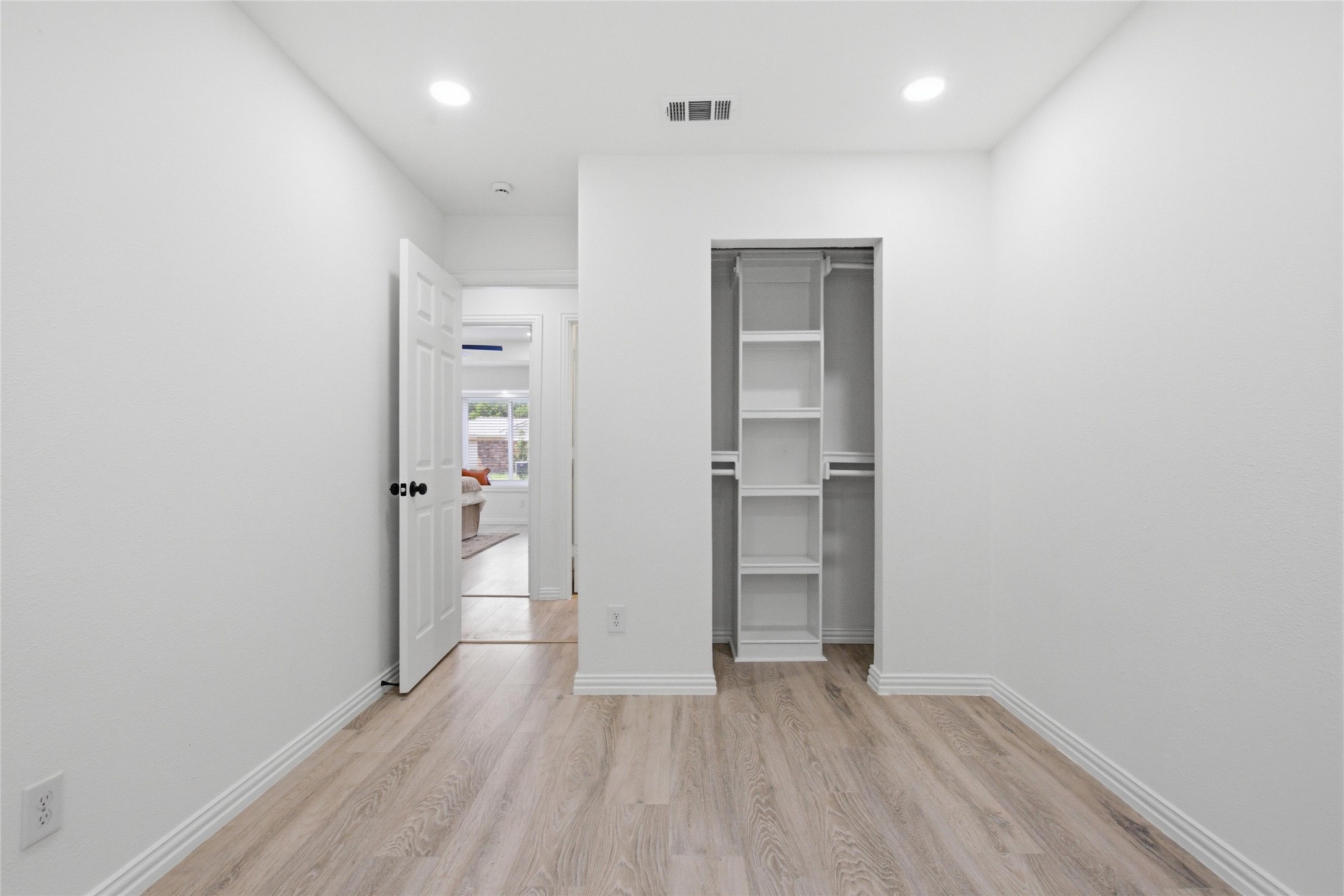 5644 Santa Fe Trail Haltom City TX 76148