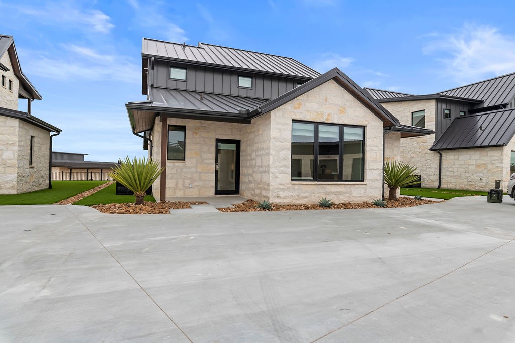 375 Emma Jean Trail Iredell TX 76649