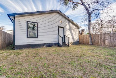 1004 Muncie Avenue Dallas TX 75212