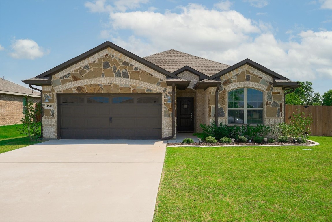 4709 Joshua Drive Sanger TX 76266