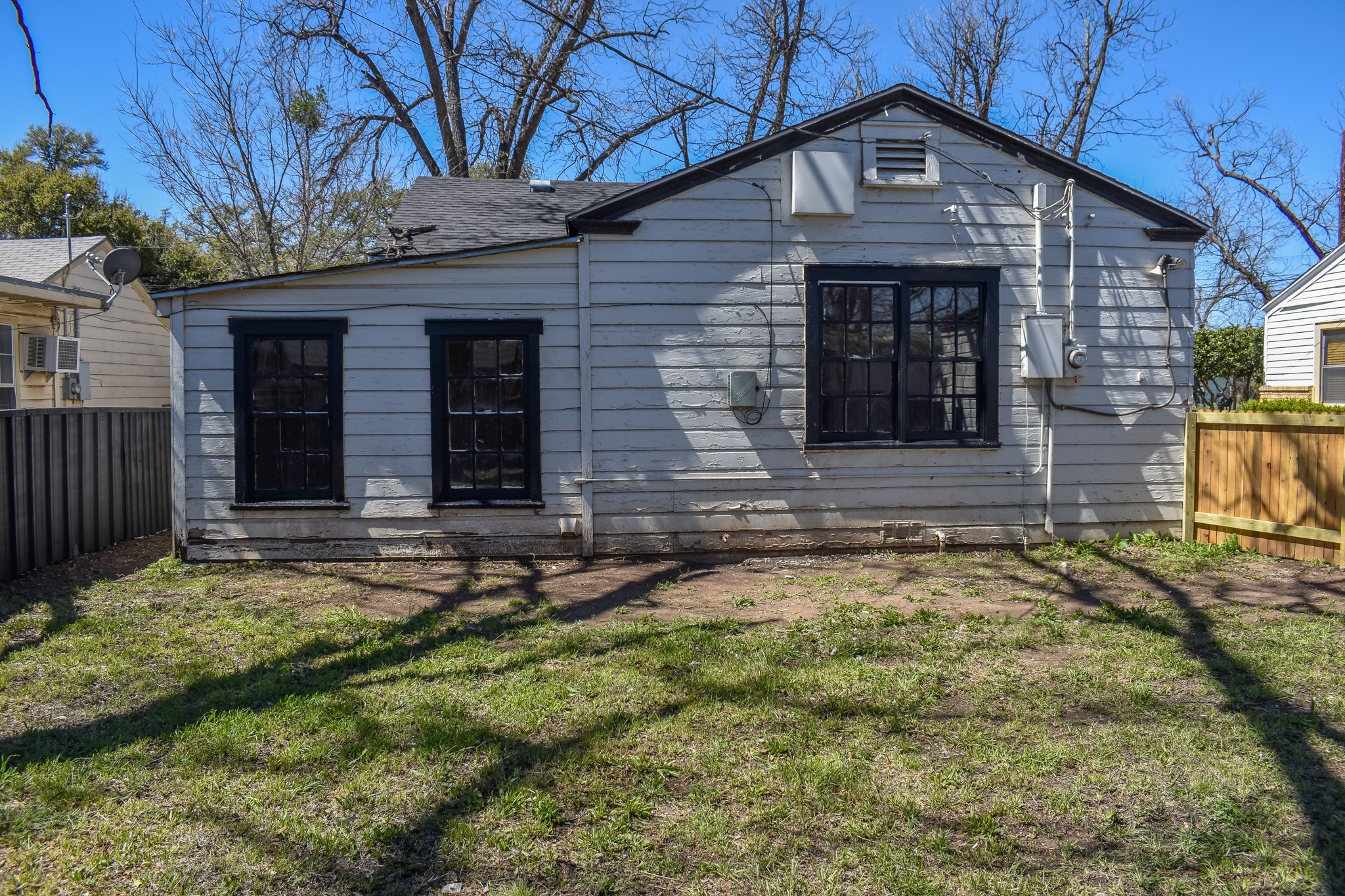 1202 N Grant Brady TX 76825