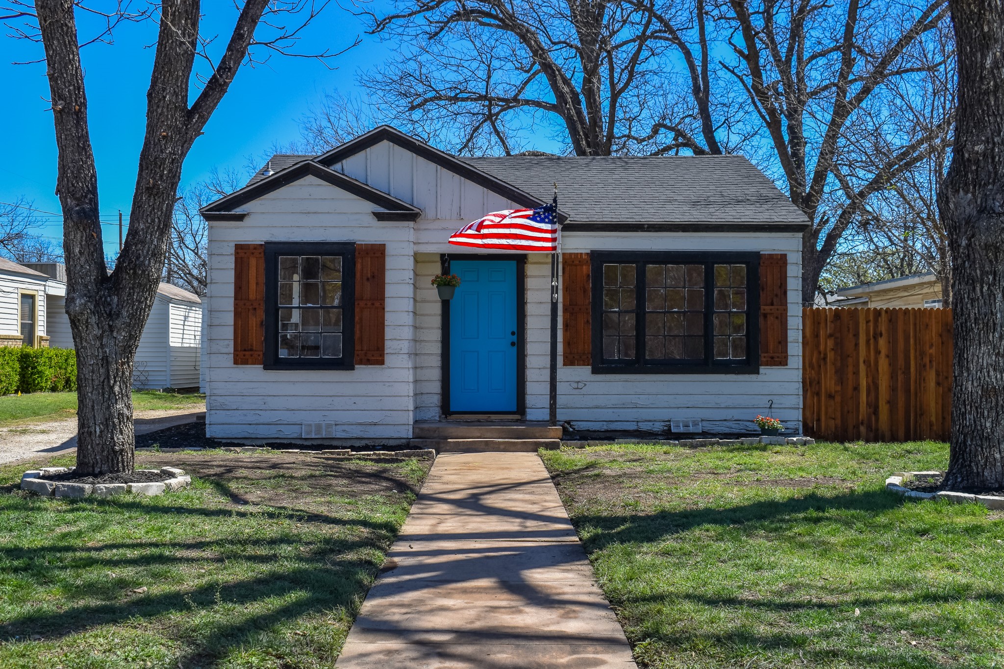 1202 N Grant Brady TX 76825
