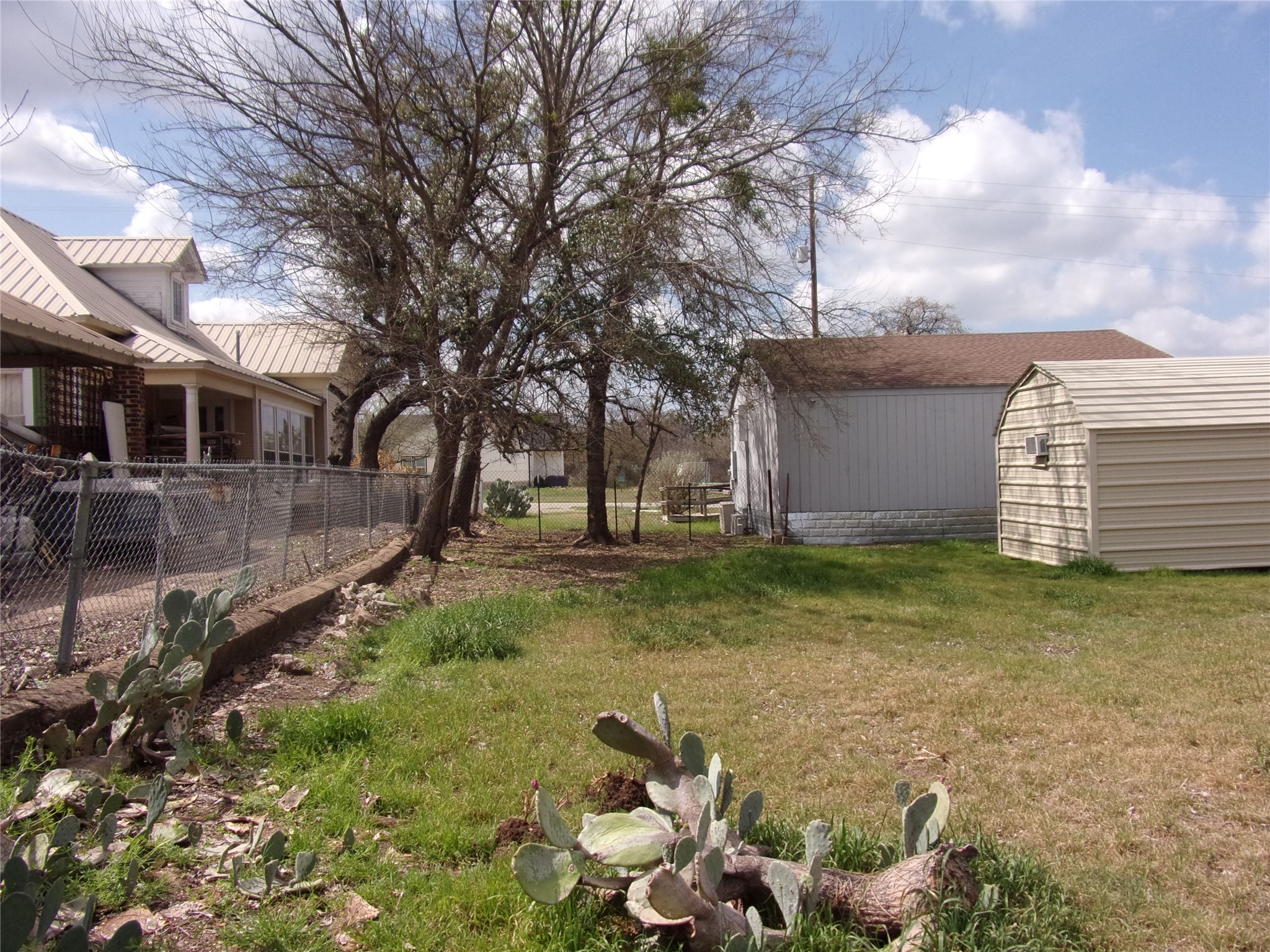 403 S Live Oak Street San Saba TX 76877