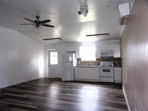 403 S Live Oak Street San Saba TX 76877