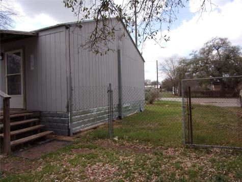 403 S Live Oak Street San Saba TX 76877