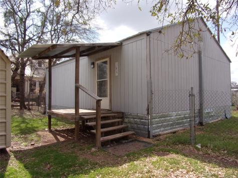 403 S Live Oak Street San Saba TX 76877
