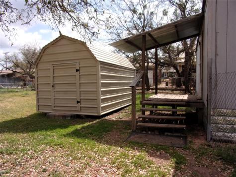 403 S Live Oak Street San Saba TX 76877