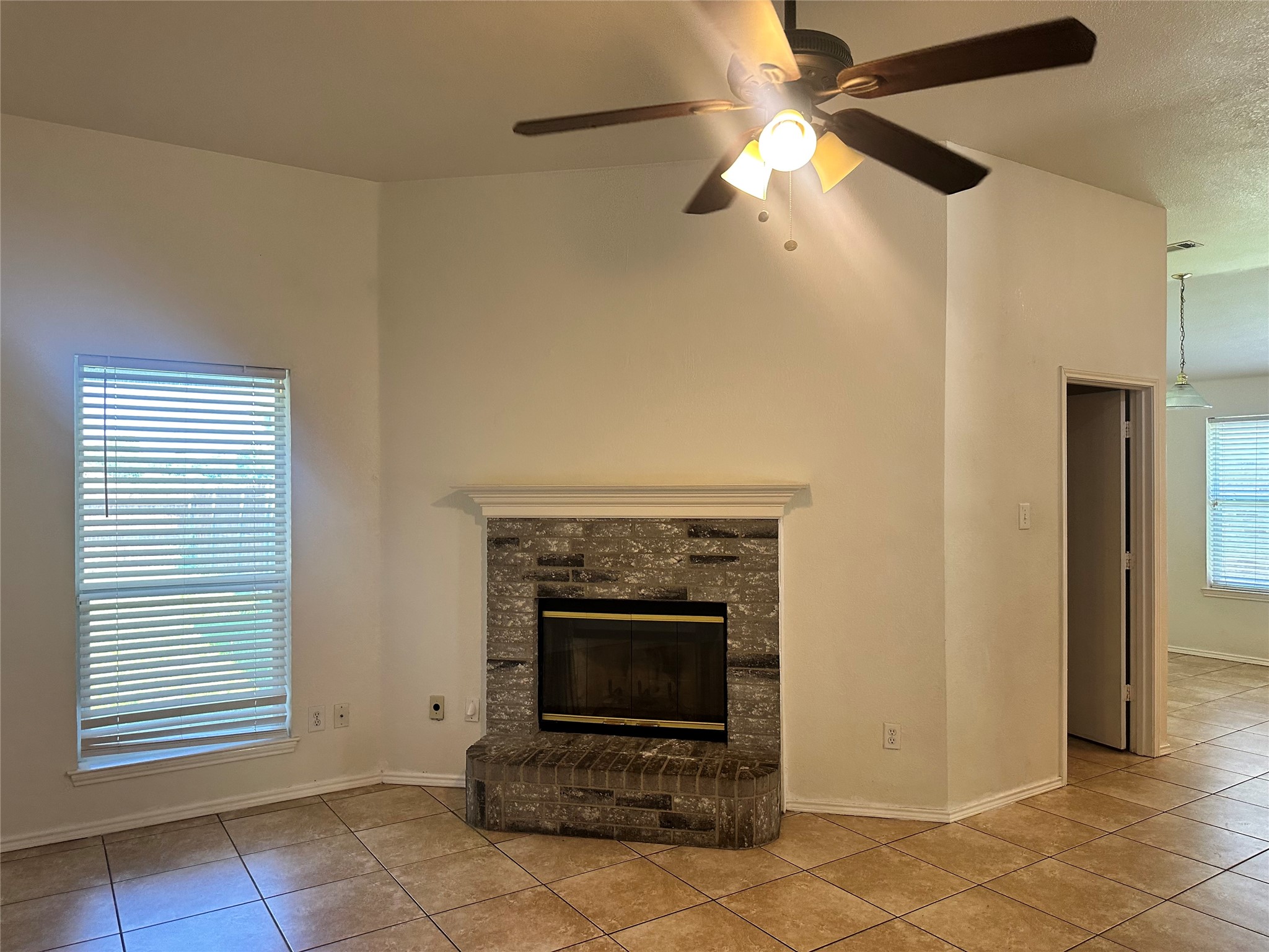 1547 Kensington Place Lancaster TX 75134