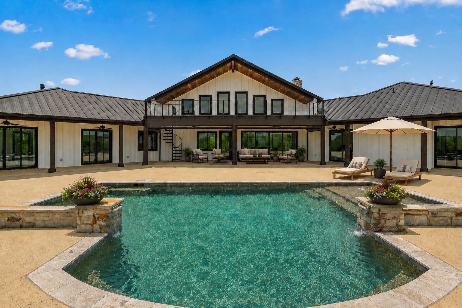 645 County Road 4021 Savoy TX 75479