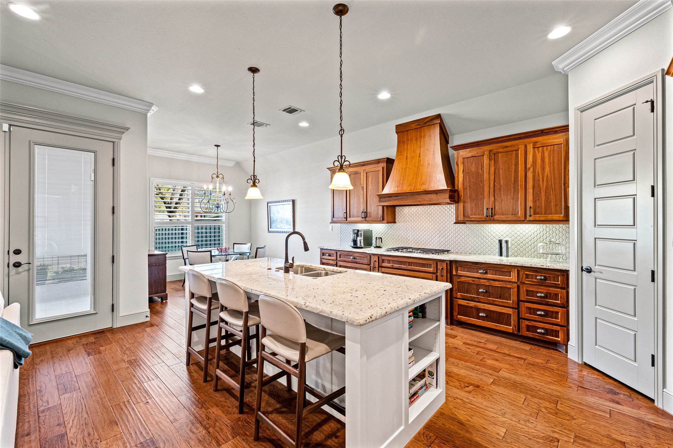 8501 Kingsley Circle Granbury TX 76049