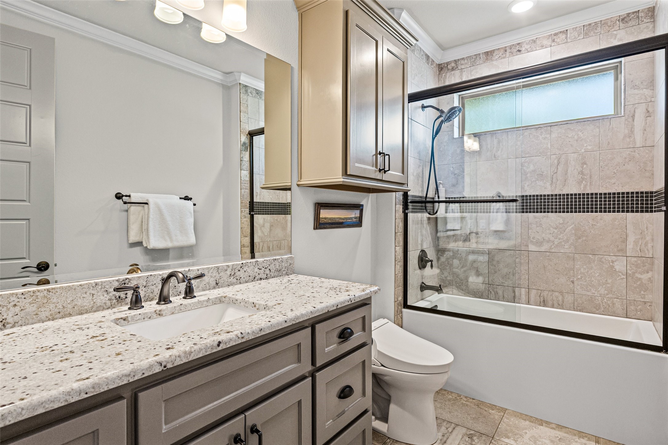8501 Kingsley Circle Granbury TX 76049