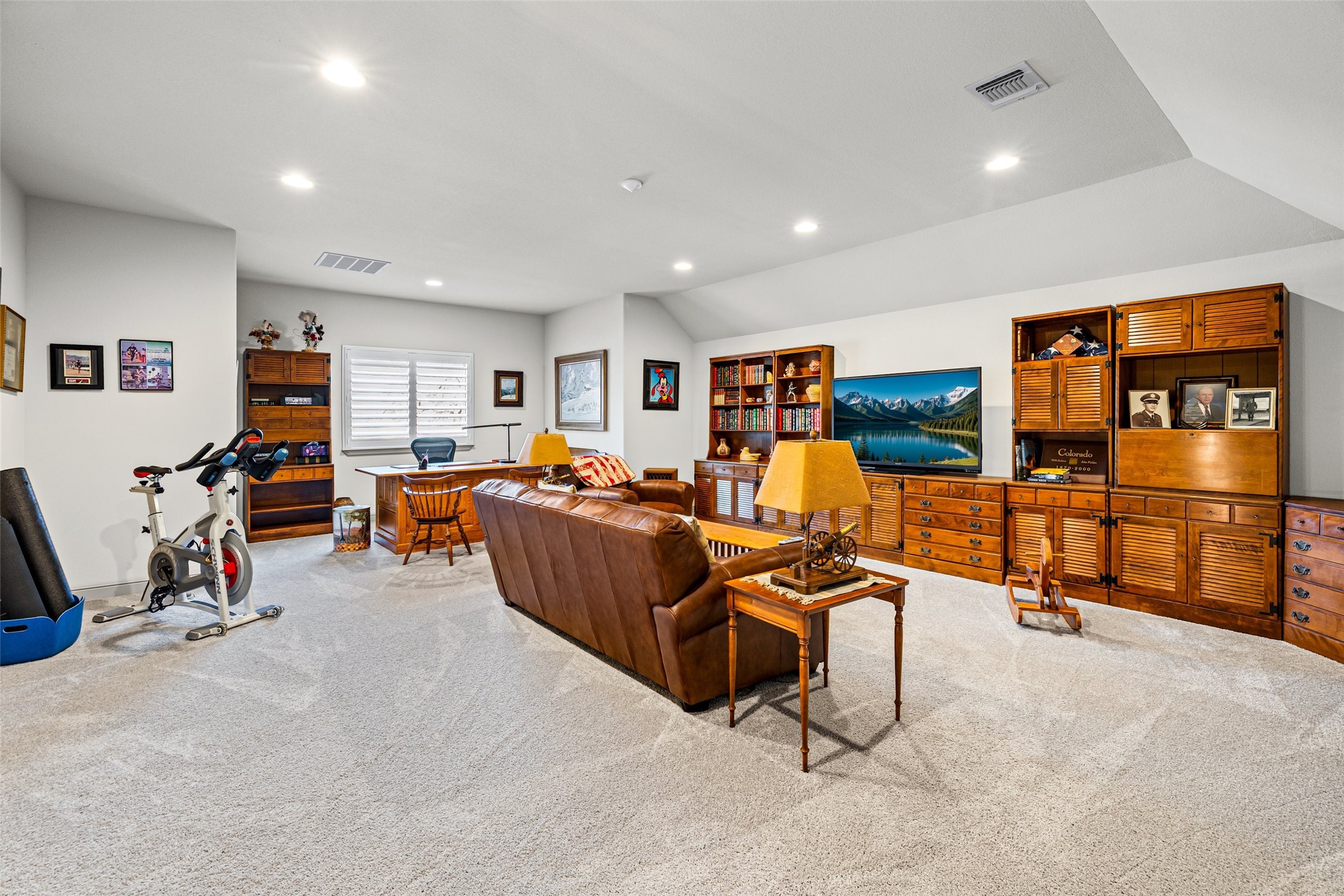 8501 Kingsley Circle Granbury TX 76049
