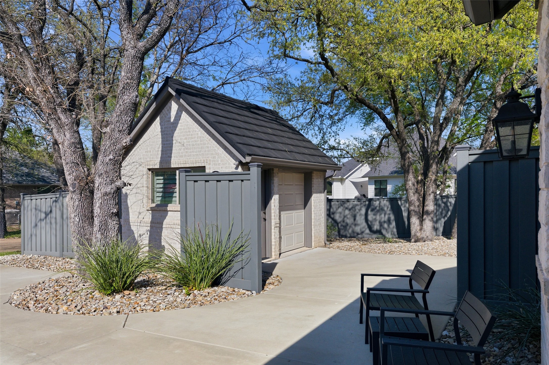8501 Kingsley Circle Granbury TX 76049