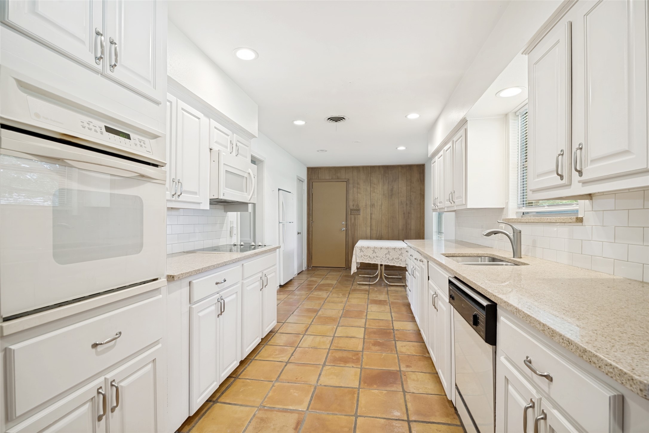 10208 Plummer Drive Dallas TX 75228