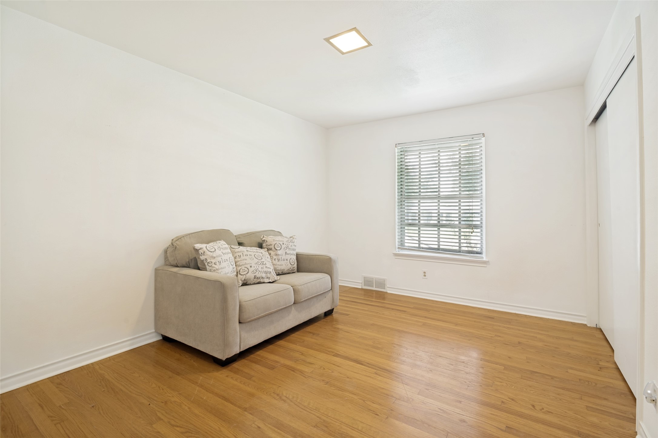 10208 Plummer Drive Dallas TX 75228