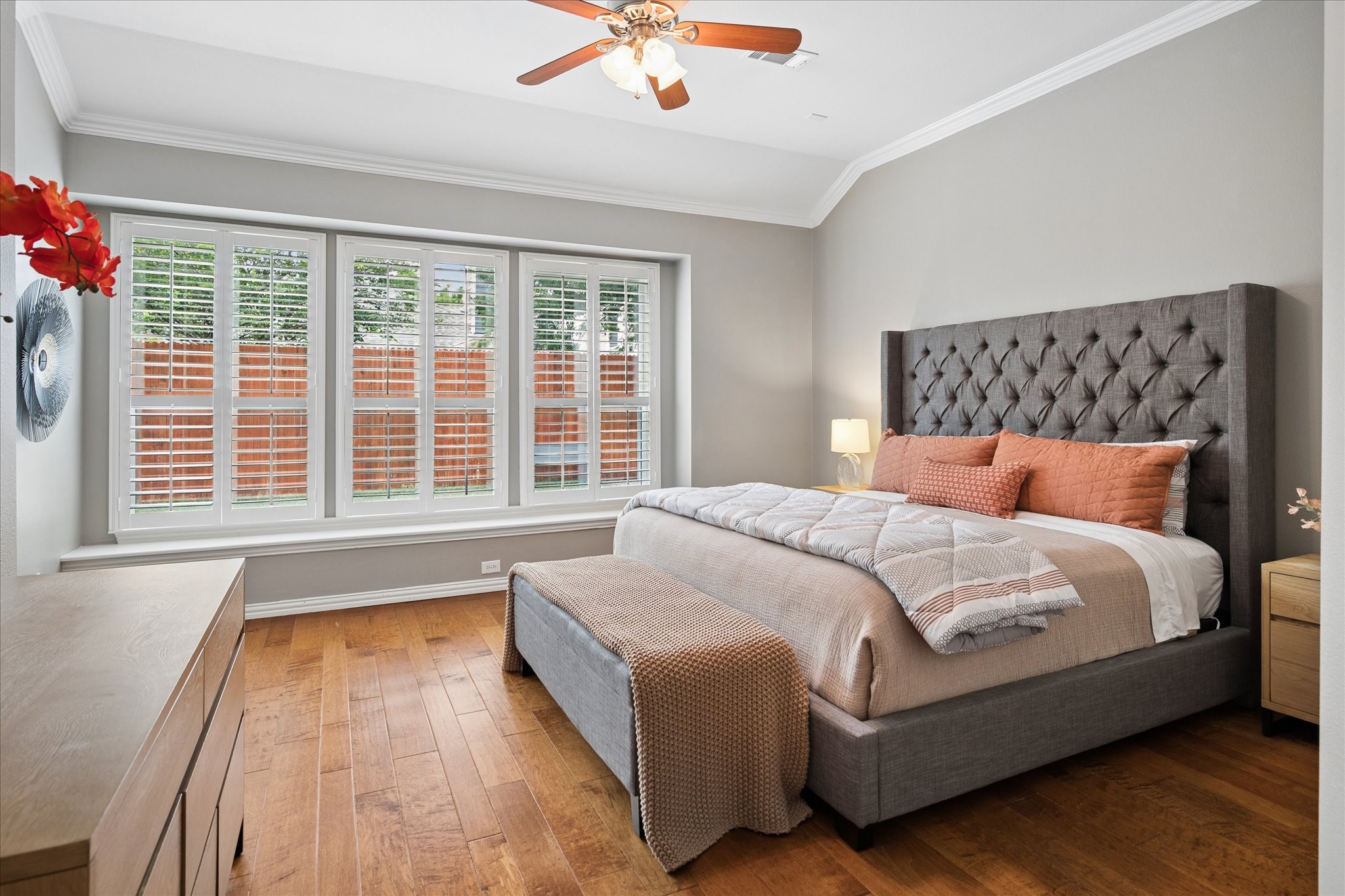 120 Myrtle Creek Grapevine TX 76051