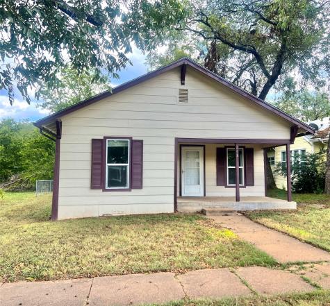 208 S Connellee Avenue Eastland TX 76448