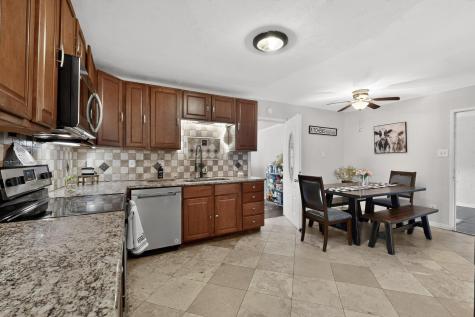 3402 Aquarius Circle Garland TX 75044