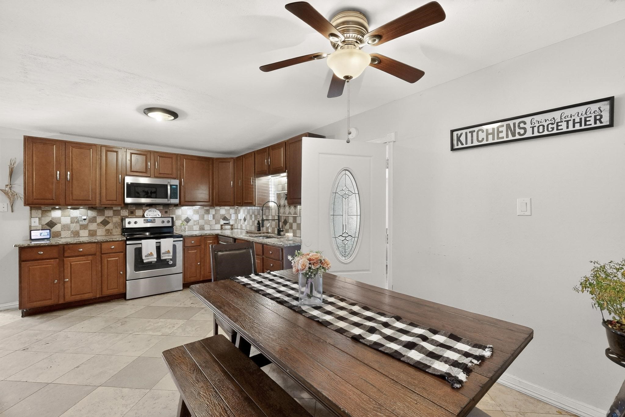 3402 Aquarius Circle Garland TX 75044