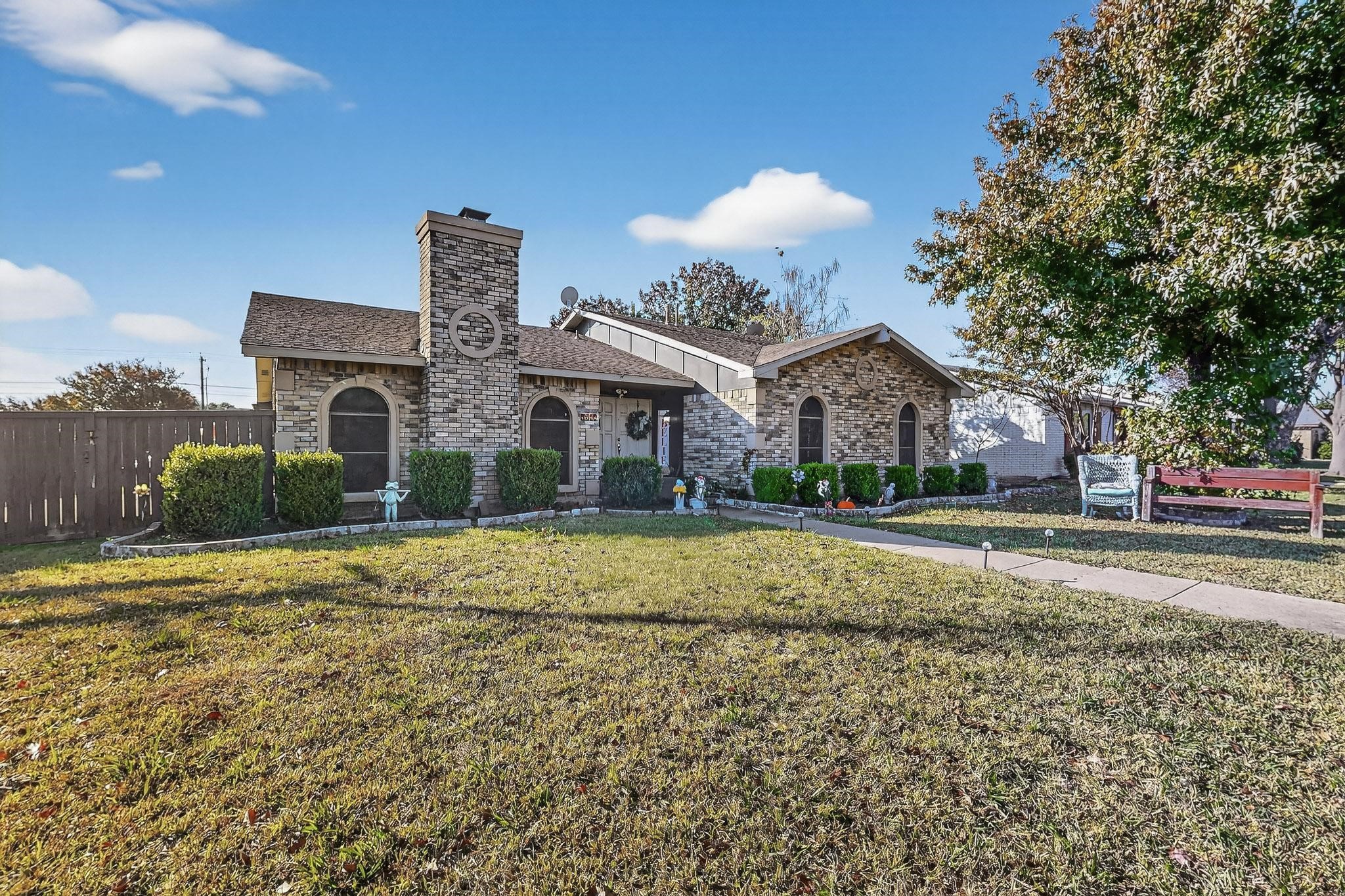 3402 Aquarius Circle Garland TX 75044