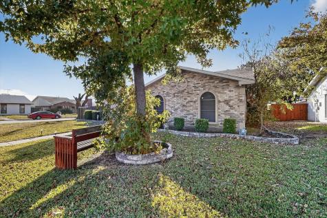 3402 Aquarius Circle Garland TX 75044