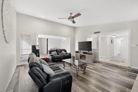 3402 Aquarius Circle Garland TX 75044