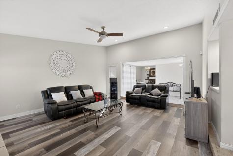 3402 Aquarius Circle Garland TX 75044