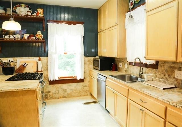 433 W Washington Street Paris TX 75460